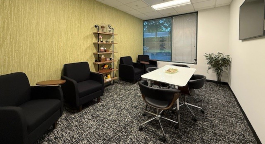 North Point Room 3 Lounge